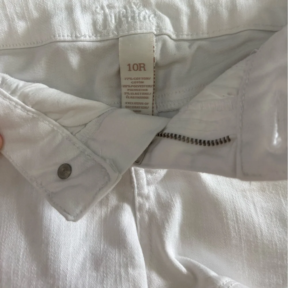 Girls 10R Justice White Shorts